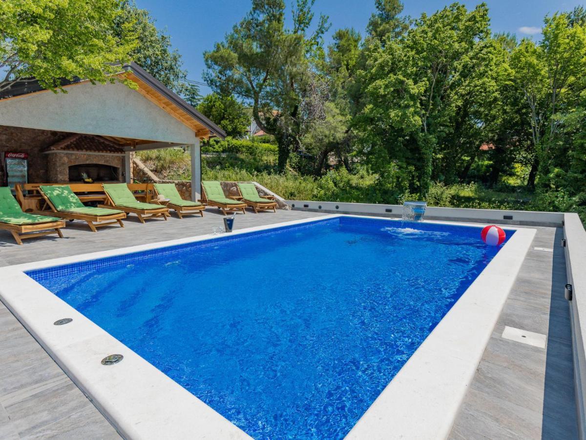 Maja - Srd423 By Interhome * Maslenica